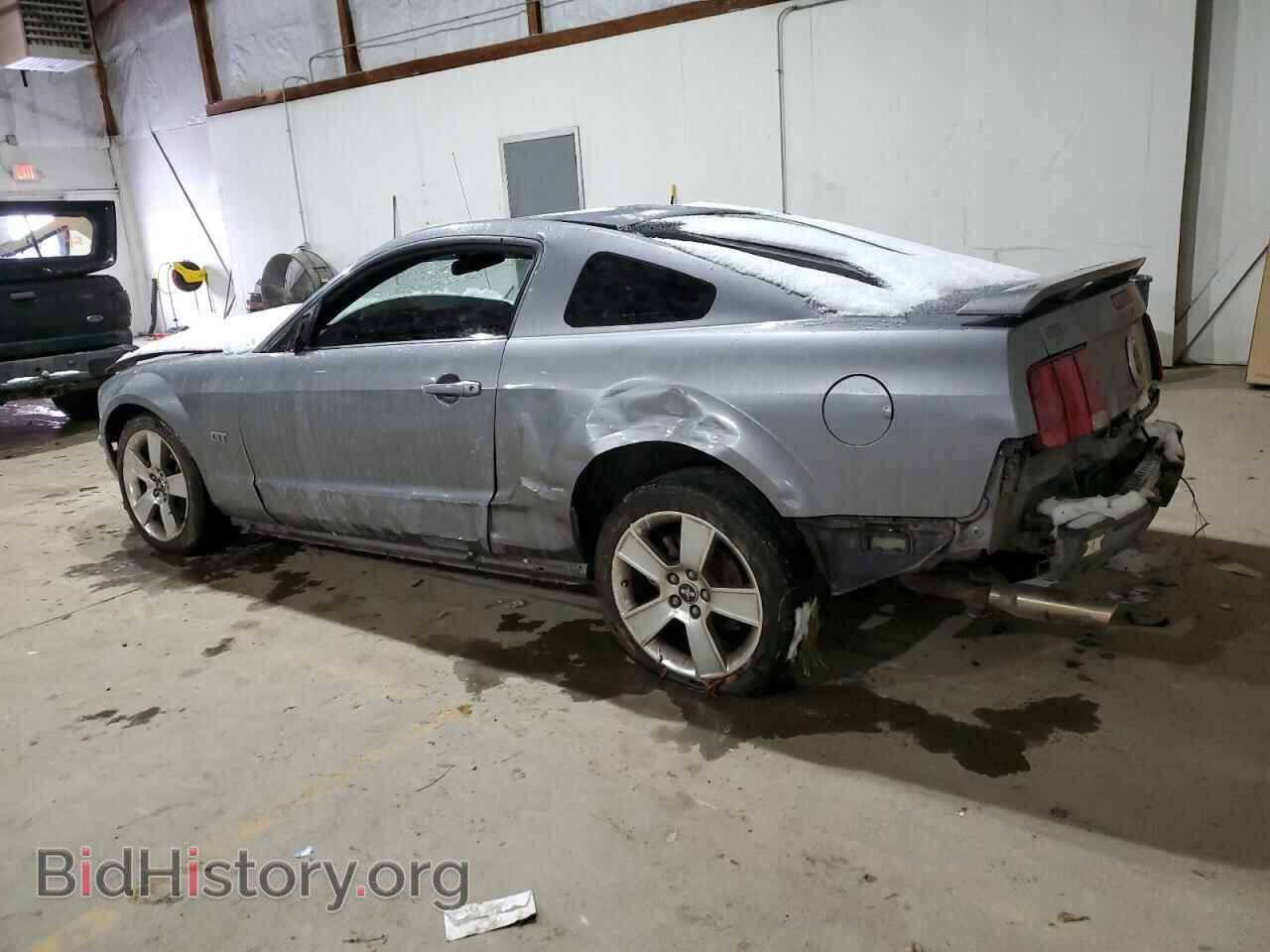 2006 FORD MUSTANG - VIN: 1ZVFT82H565201372 - Фото 2