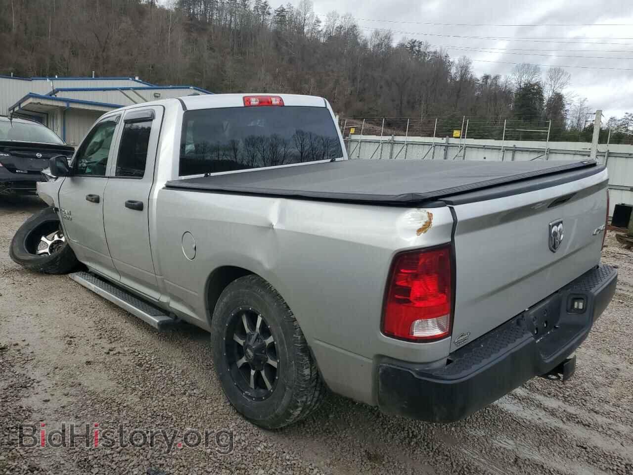 2018 RAM 1500 - VIN: 1C6RR7FMXJS232733 - Фото 2