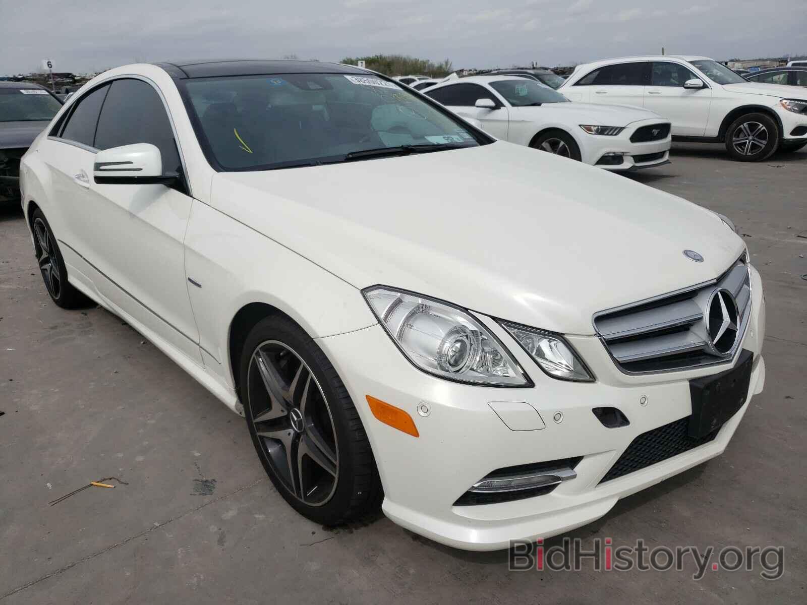 Photo WDDKJ7DB9CF147757 - MERCEDES-BENZ E CLASS 2012