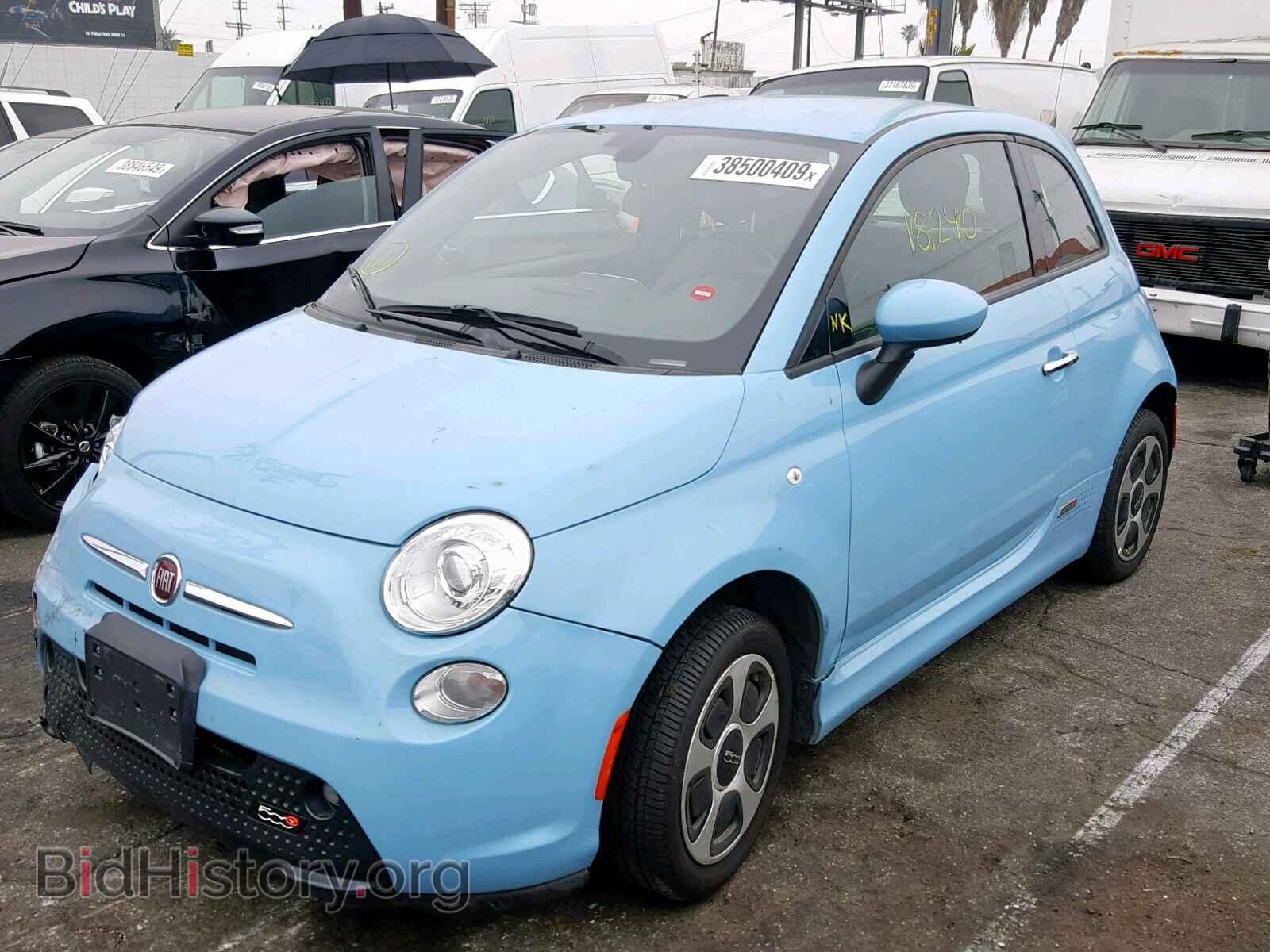 2017 FIAT 500 - VIN: 3C3CFFGE8HT546063 - Фото 2