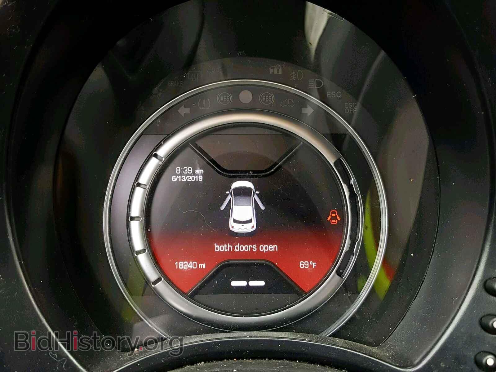 2017 FIAT 500 - VIN: 3C3CFFGE8HT546063 - Фото 8