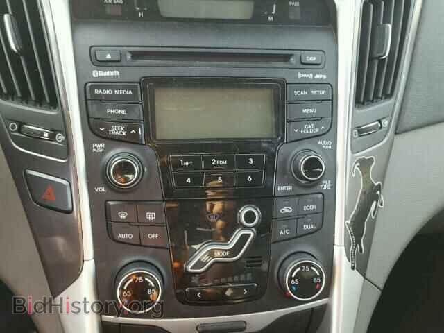 2012 HYUNDAI SONATA - VIN: KMHEC4A41CA042709 - Фото 9