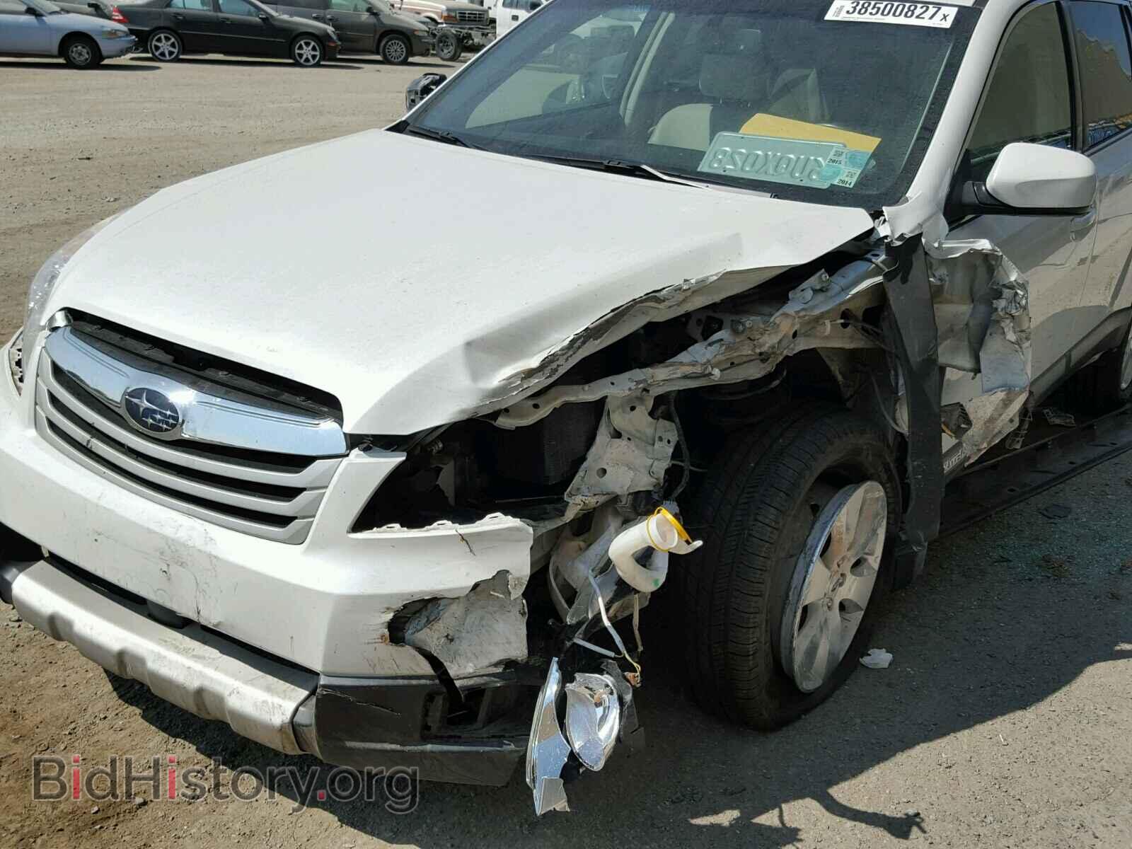 2012 SUBARU OUTBACK - VIN: 4S4BRDLC8C2215965 - Photo 9