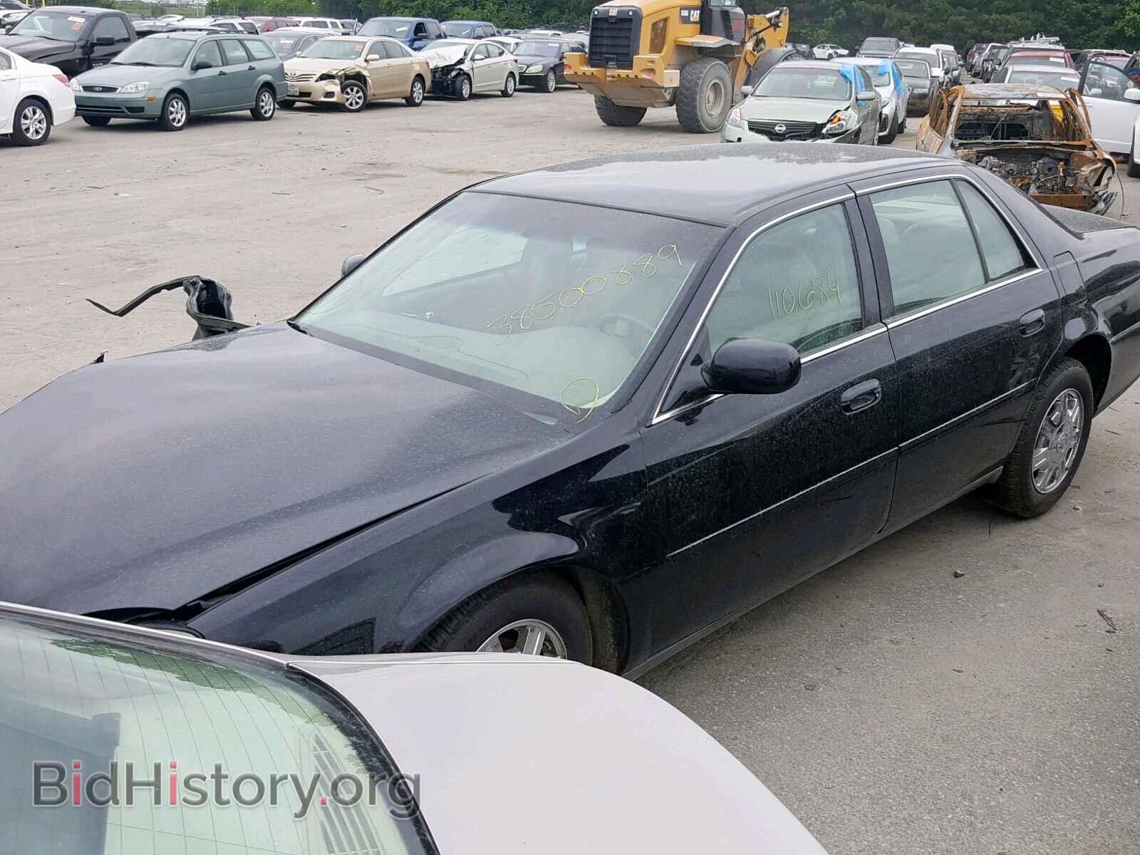 2004 CADILLAC DEVILLE - VIN: 1G6KD54Y84U186706 - Photo 2