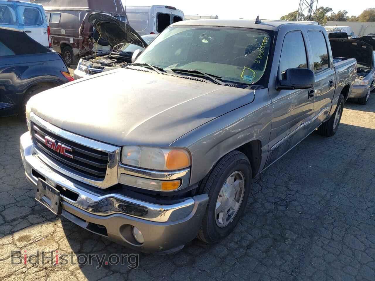 2006 GMC SIERRA - VIN: 2GTEC13T461228105 - Фото 2