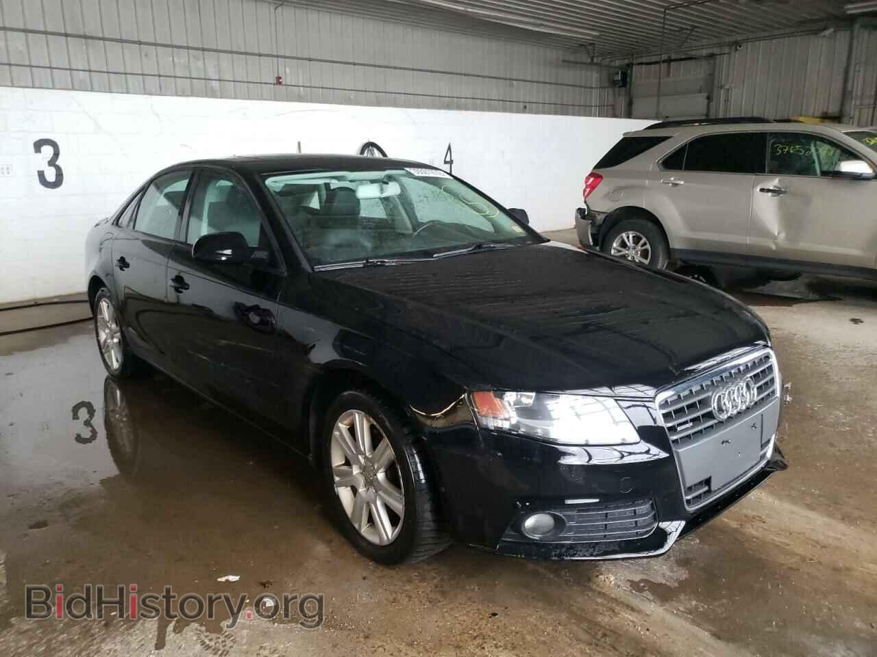 Фотография WAUBFAFL2AN035638 - AUDI A4 2010