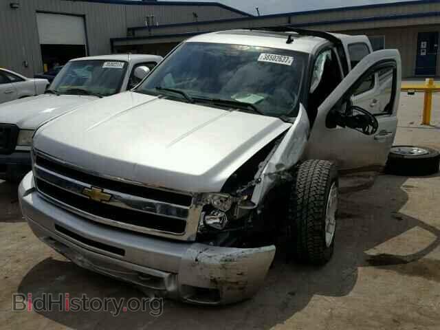2011 CHEVROLET SILVERADO - VIN: 3GCPKTE39BG256259 - Фото 2