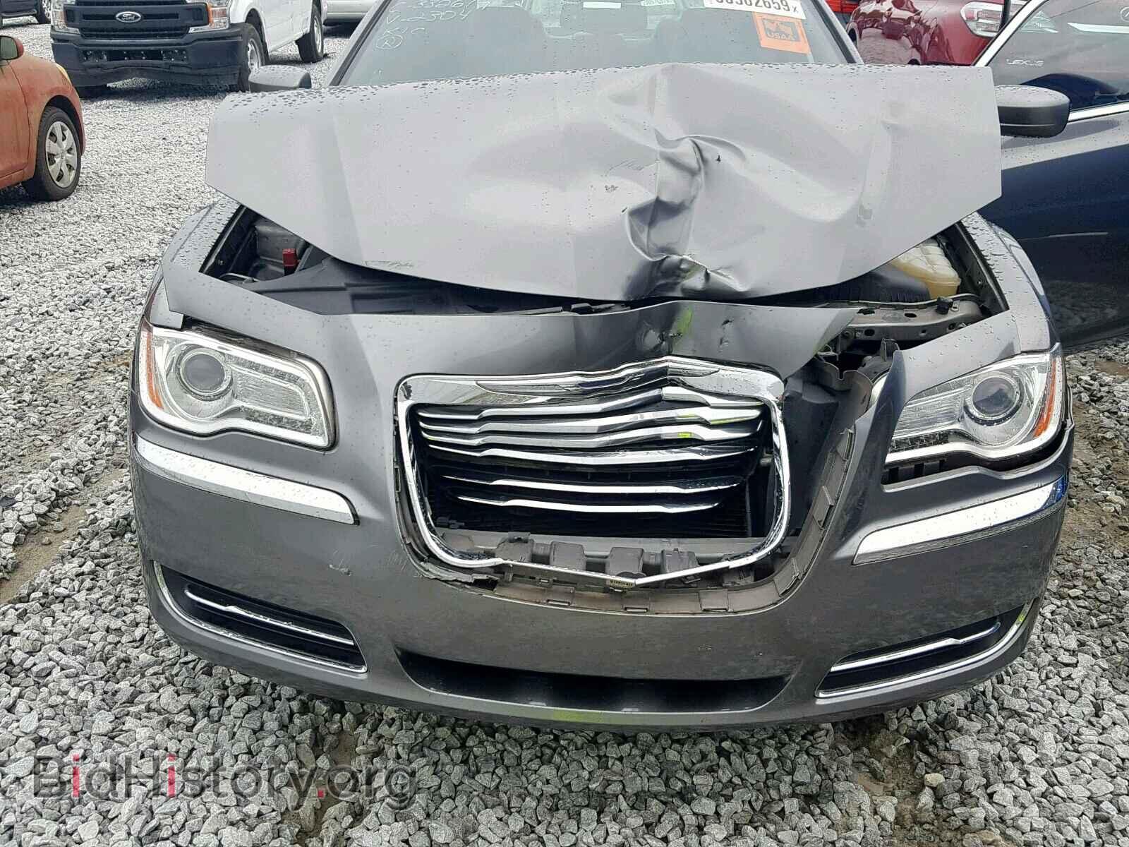 2011 CHRYSLER 300 - VIN: 2C3CA4CG2BH522304 - Фото 7