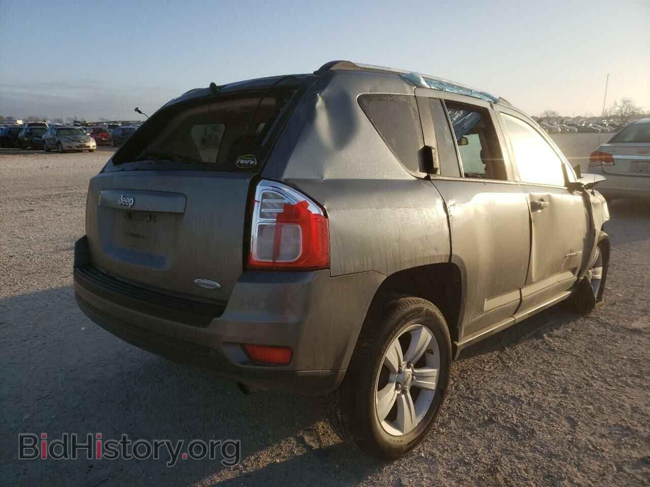 2011 JEEP COMPASS - VIN: 1J4NT1FA2BD241440 - Photo 4
