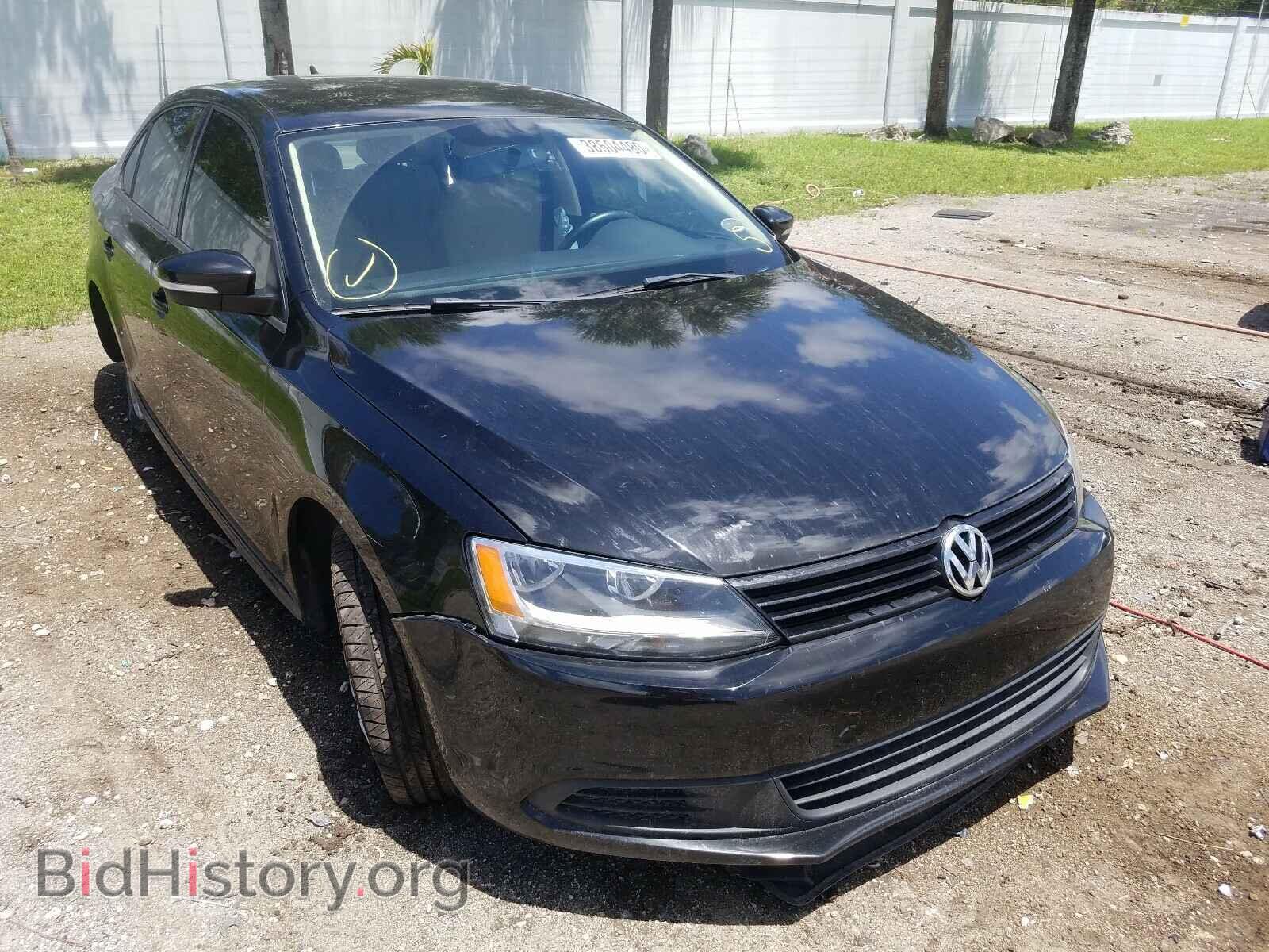Фотография 3VWBX7AJ8CM327832 - VOLKSWAGEN JETTA 2012