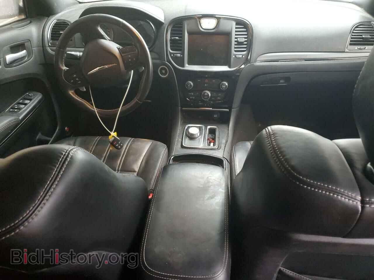2016 CHRYSLER 300 - VIN: 2C3CCAGG3GH182834 - Photo 8