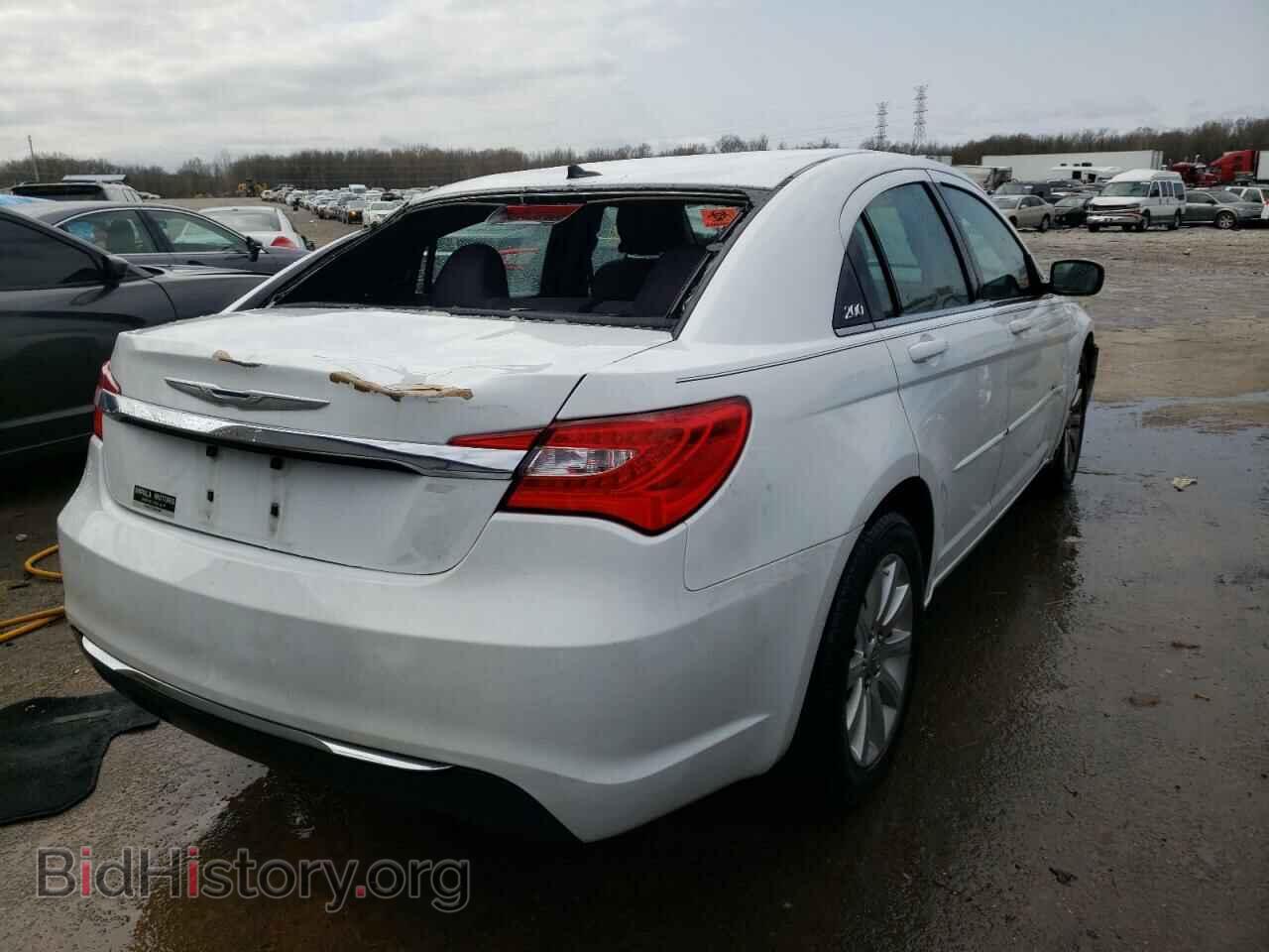 2014 CHRYSLER 200 - VIN: 1C3CCBBB7EN194992 - Фото 4
