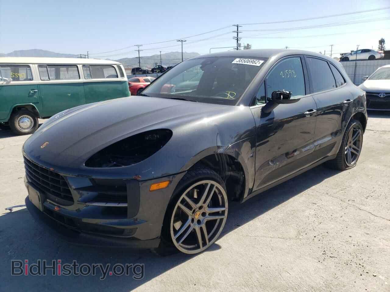 2019 PORSCHE MACAN - VIN: WP1AA2A50KLB01577 - Фото 2