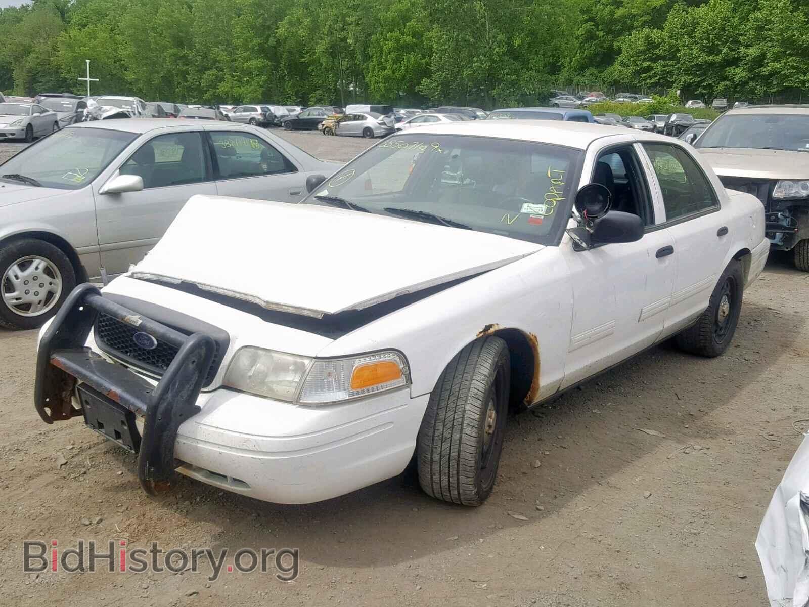 2011 FORD CROWN VIC - VIN: 2FABP7BV8BX171319 - Фото 2