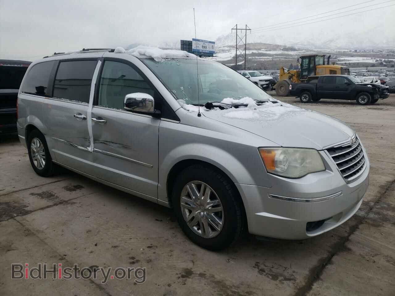 2008 CHRYSLER MINIVAN - VIN: 2A8HR64X88R688181 - Фото 4