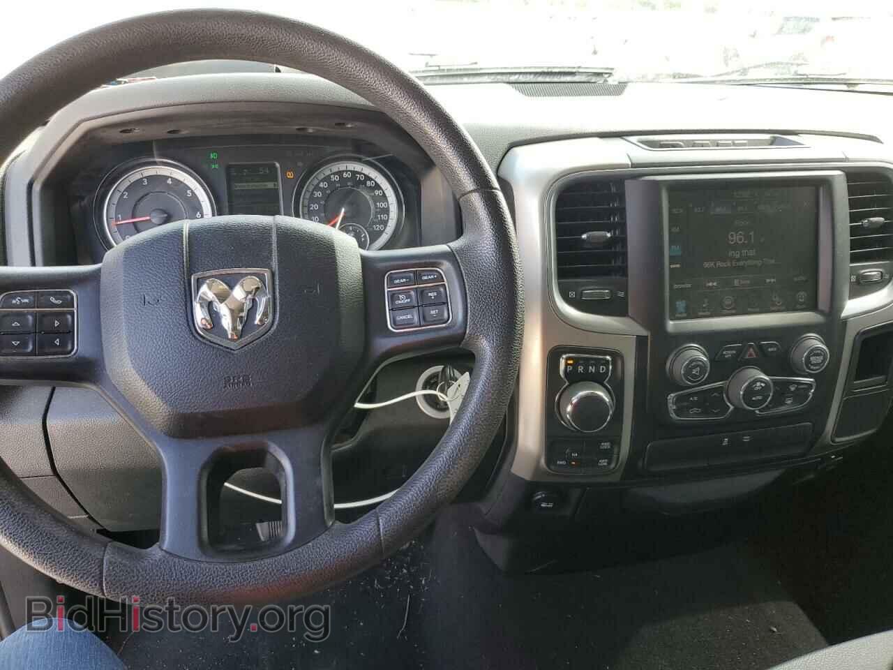 2018 RAM 1500 - VIN: 1C6RR7FG5JS215560 - Фото 8