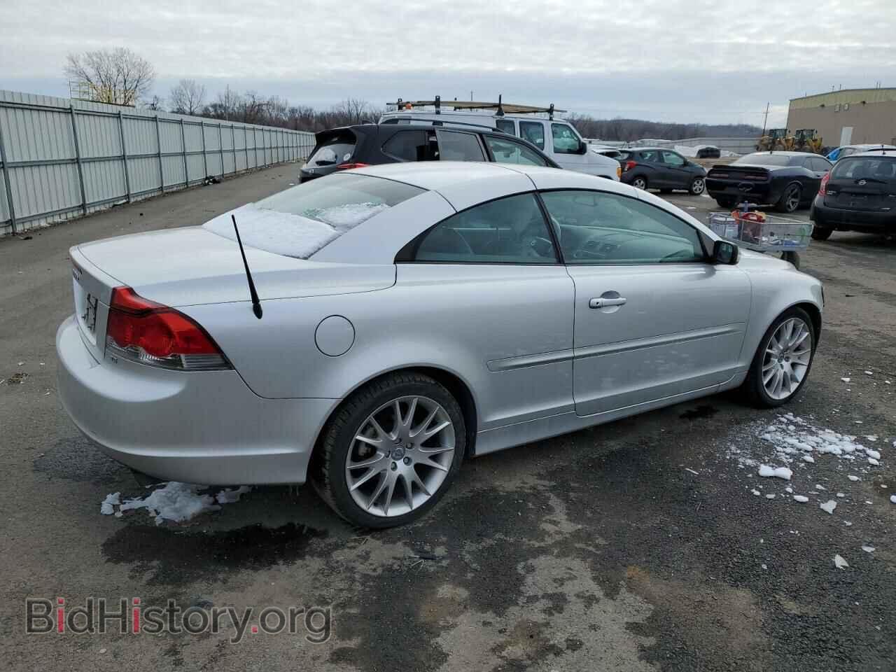 2007 VOLVO C70 - VIN: YV1MC68267J012900 - Фото 3