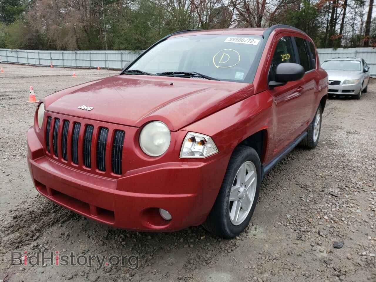 2010 JEEP COMPASS - VIN: 1J4NT4FB2AD604750 - Фото 2