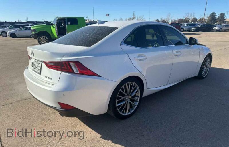 2014 Lexus IS (VIN JTHBF1D20E5038801) — фото 4 из 10