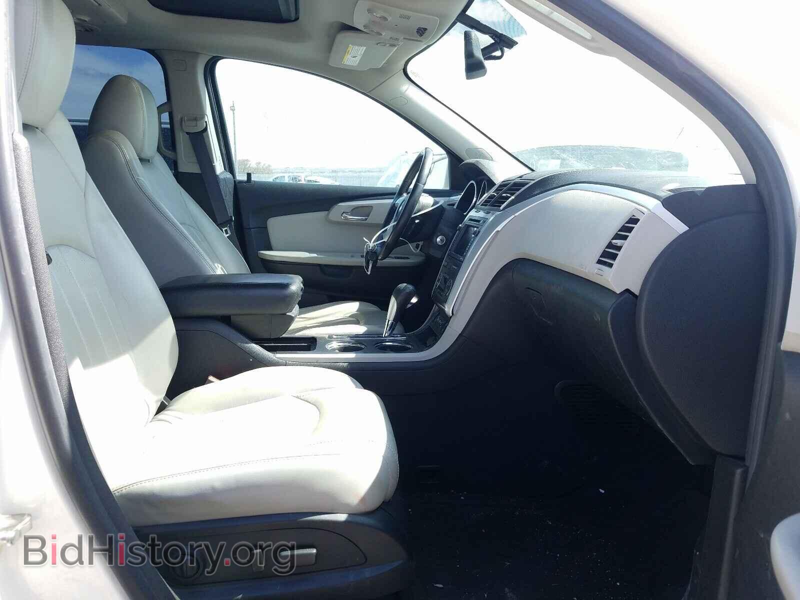 2010 CHEVROLET TRAVERSE - VIN: 1GNLRHED6AJ201319 - Фото 5