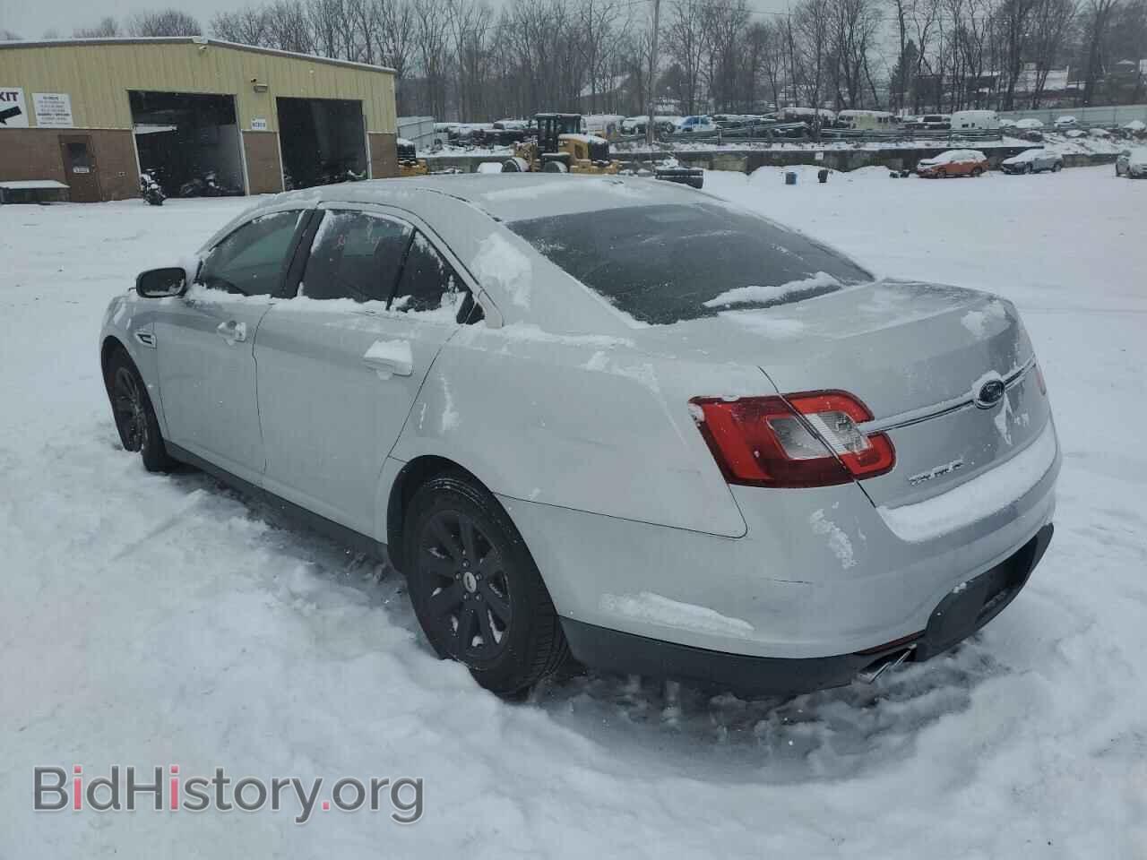2010 FORD TAURUS - VIN: 1FAHP2DW7AG102869 - Photo 2