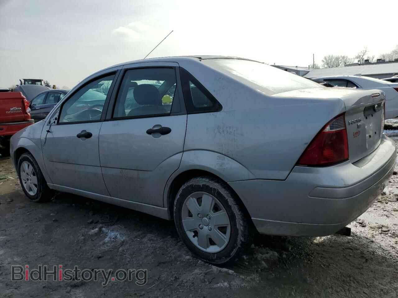 2007 FORD FOCUS - VIN: 1FAFP34NX7W340914 - Фото 2