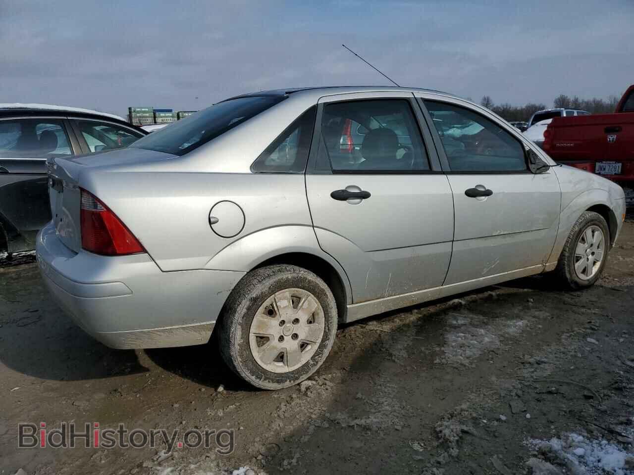 2007 FORD FOCUS - VIN: 1FAFP34NX7W340914 - Фото 3