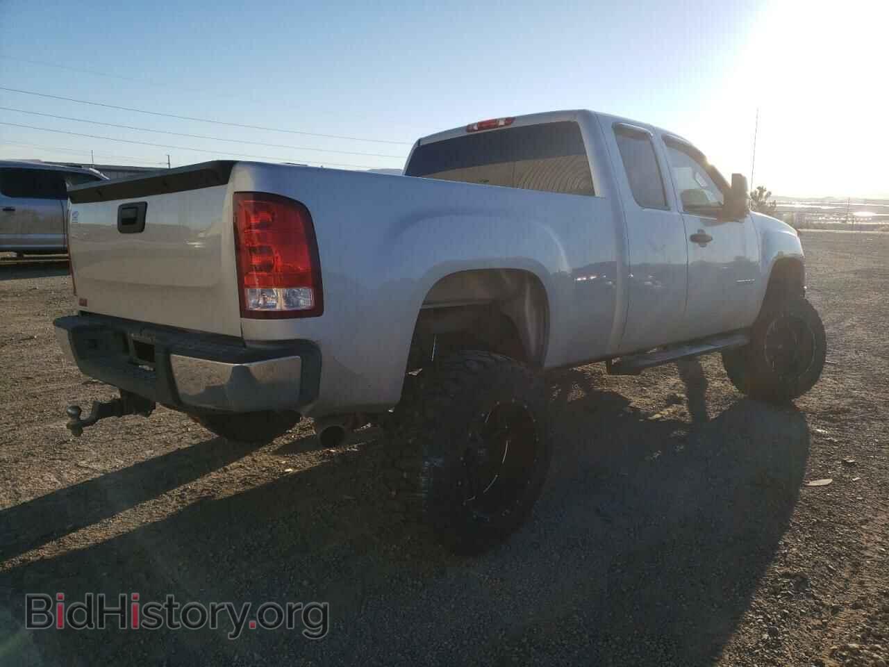 2010 GMC SIERRA - VIN: 1GTSKVE34AZ250664 - Фото 4