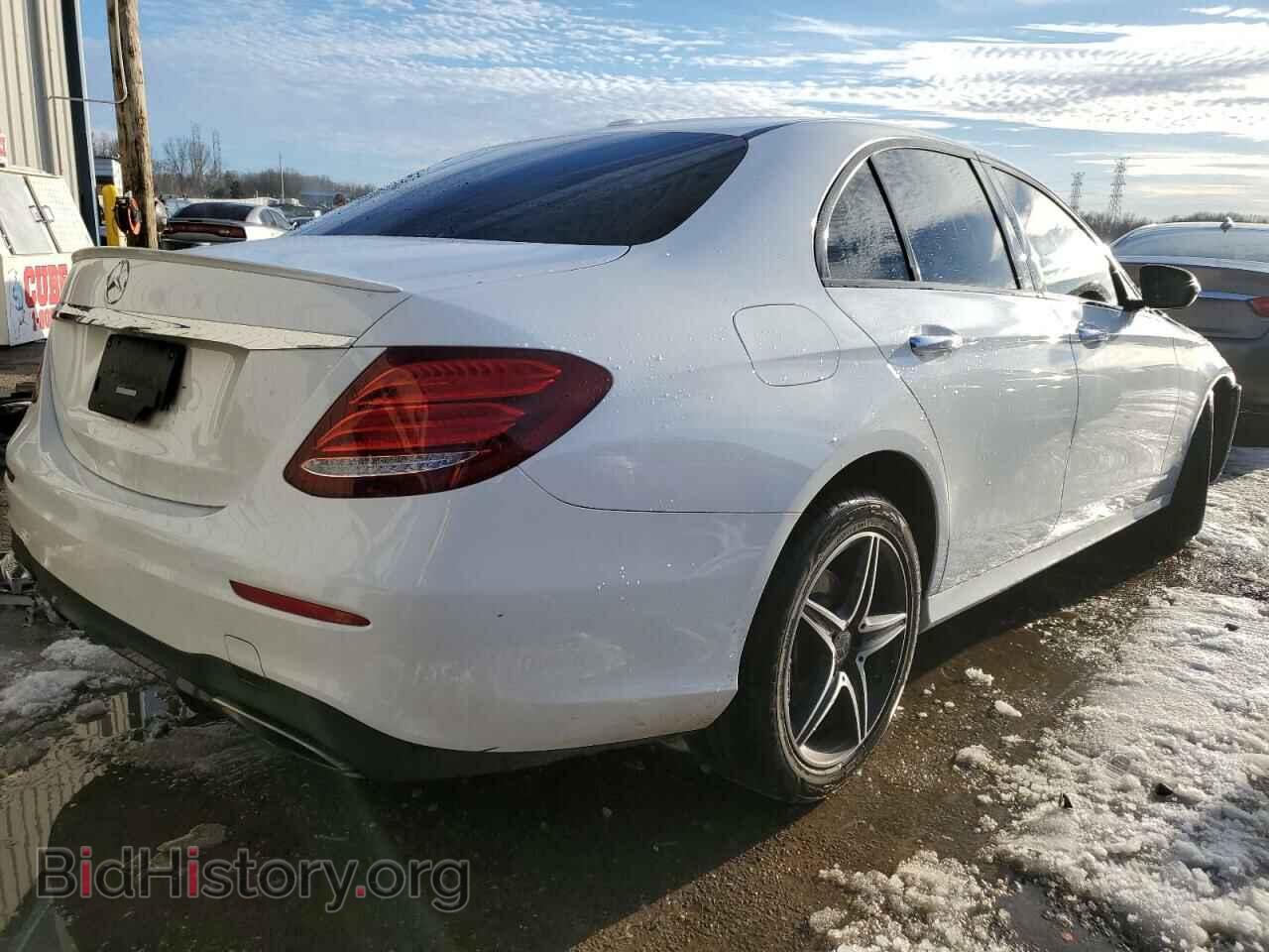 2019 MERCEDES-BENZ E-CLASS - VIN: WDDZF4JB6KA517190 - Фото 3