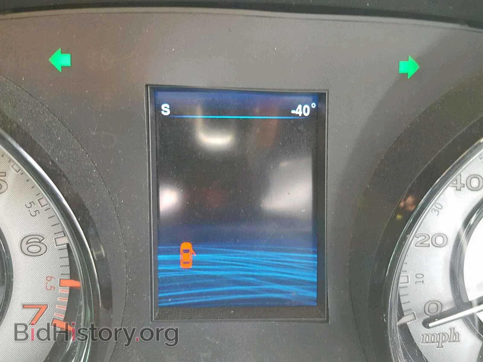 2014 CHRYSLER 300 - VIN: 2C3CCAJG5EH240318 - Фото 8