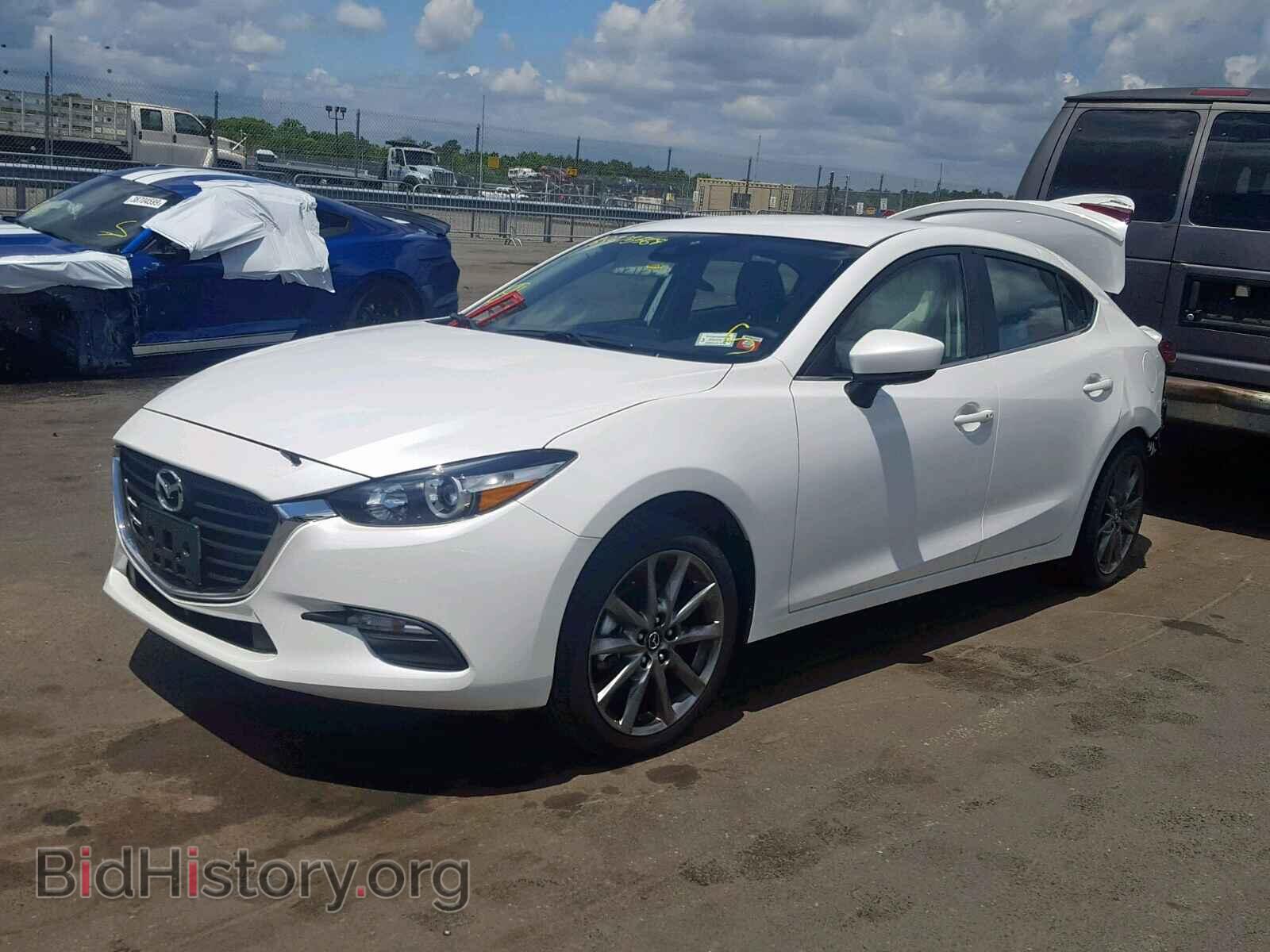 2018 MAZDA 3 - VIN: 3MZBN1V35JM270808 - Фото 2