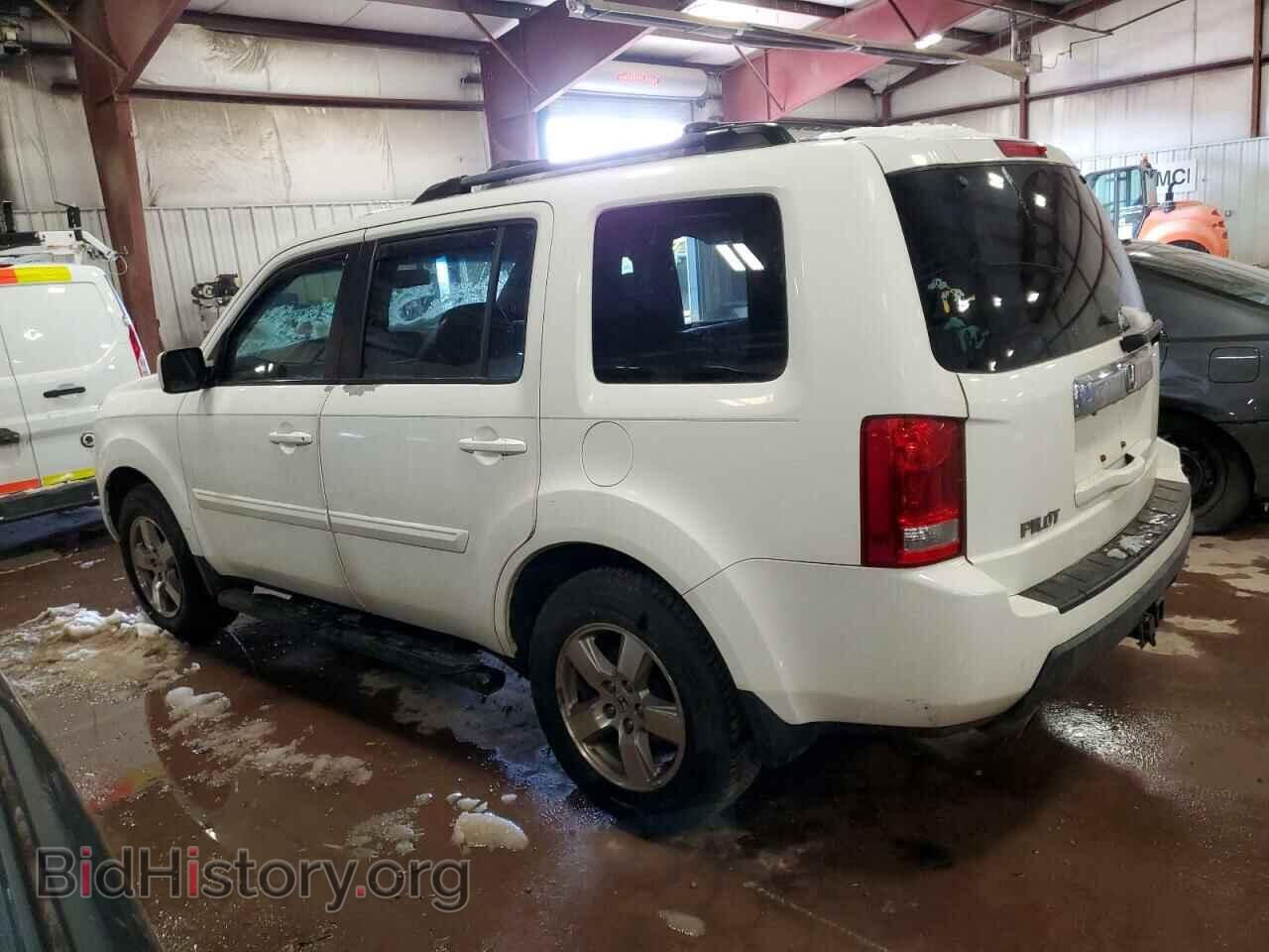 2011 HONDA PILOT - VIN: 5FNYF3H63BB020064 - Фото 2