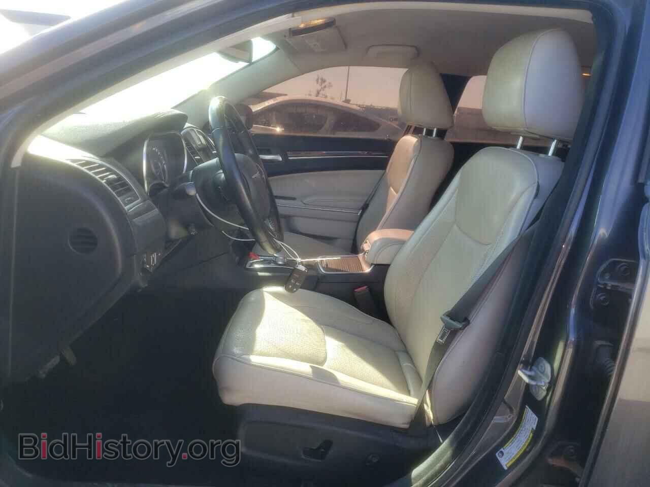 2019 CHRYSLER 300 - VIN: 2C3CCAEG2KH698064 - Фото 7