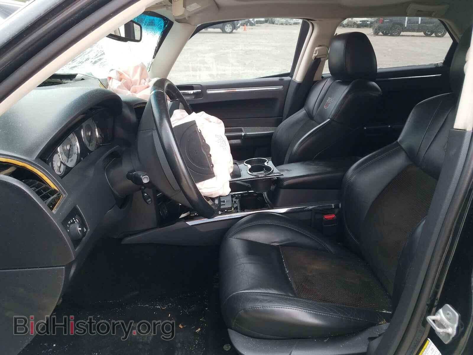 2010 CHRYSLER 300 - VIN: 2C3CA9CT5AH318329 - Фото 5
