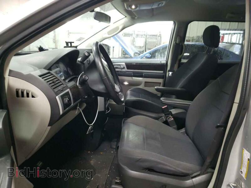 2010 Dodge CARAVAN (VIN 2D4RN5D11AR191687) — photo 7 of 13