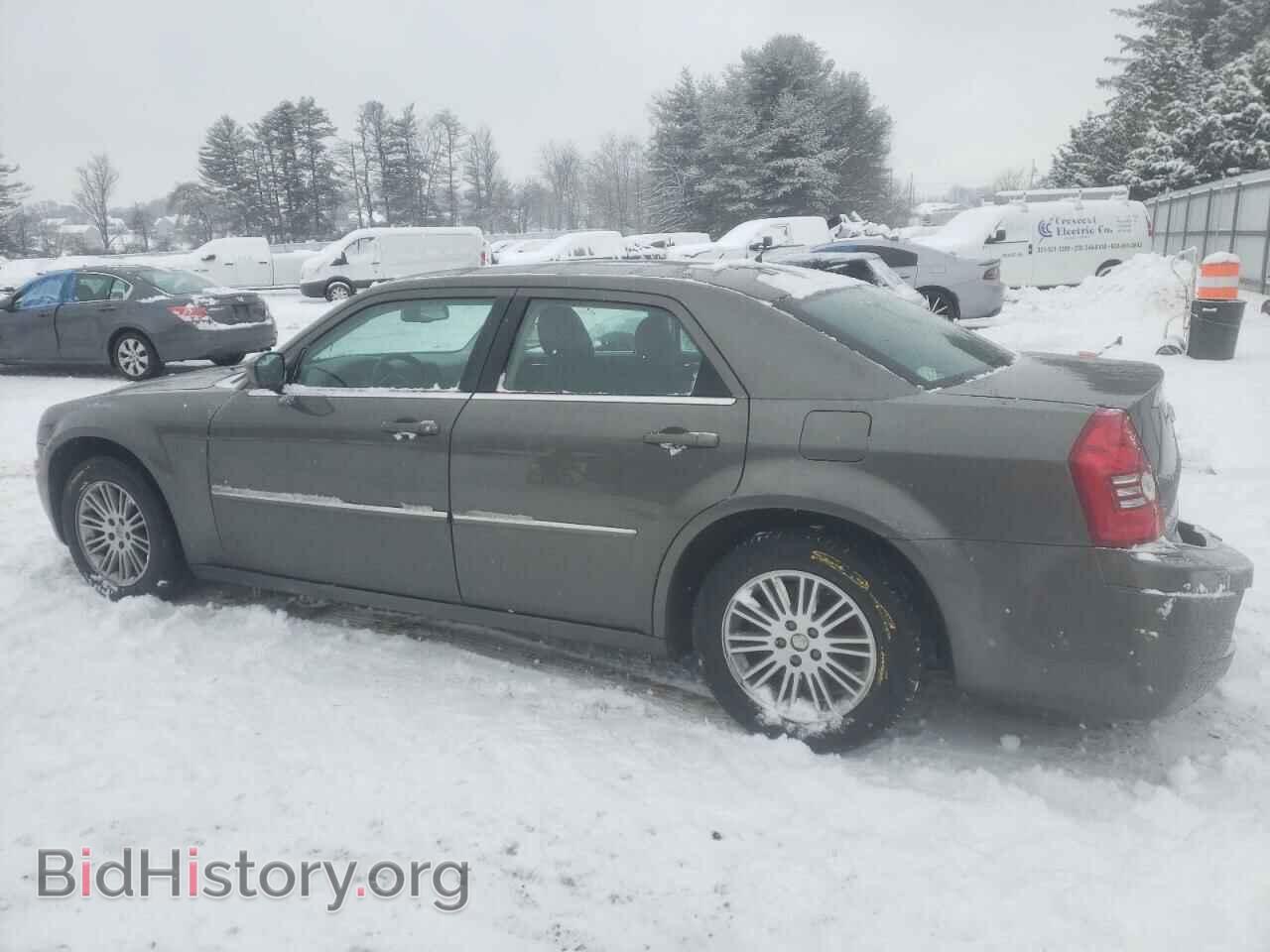 2008 CHRYSLER 300 - VIN: 2C3LA43R78H298361 - Фото 2