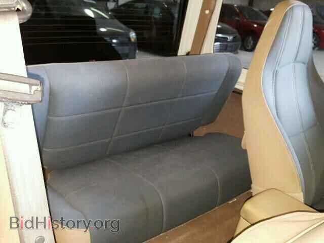 2000 JEEP WRANGLER - VIN: 1J4FA59S5YP753450 - Фото 6