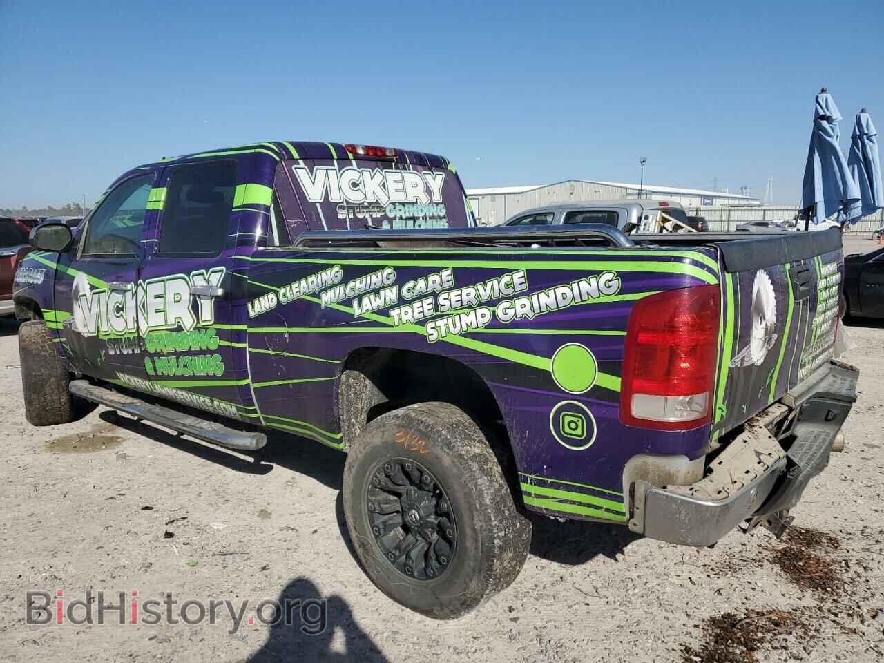 2011 GMC SIERRA - VIN: 1GT111C85BF126704 - Photo 2