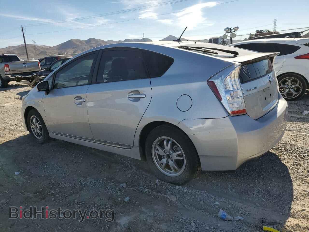 2011 TOYOTA PRIUS - VIN: JTDKN3DU8B0262232 - Фото 2