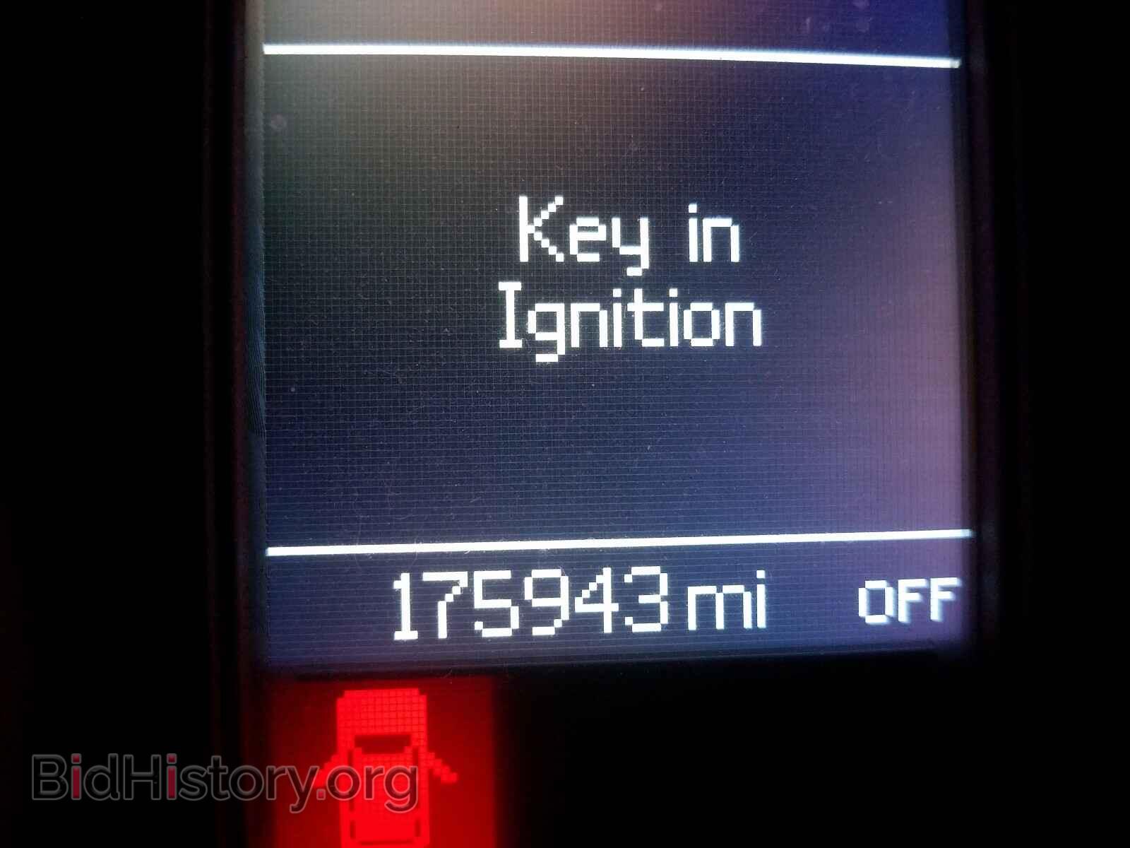 2011 DODGE CARAVAN - VIN: 2D4RN5DG1BR711585 - Фото 8