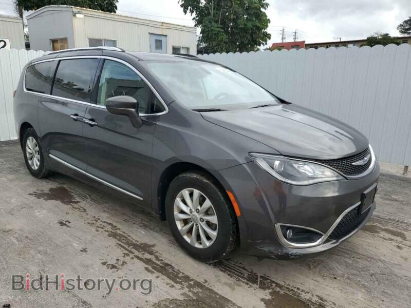 2019 Chrysler PACIFICA (VIN 2C4RC1BG3KR523021) — photo 4 of 12