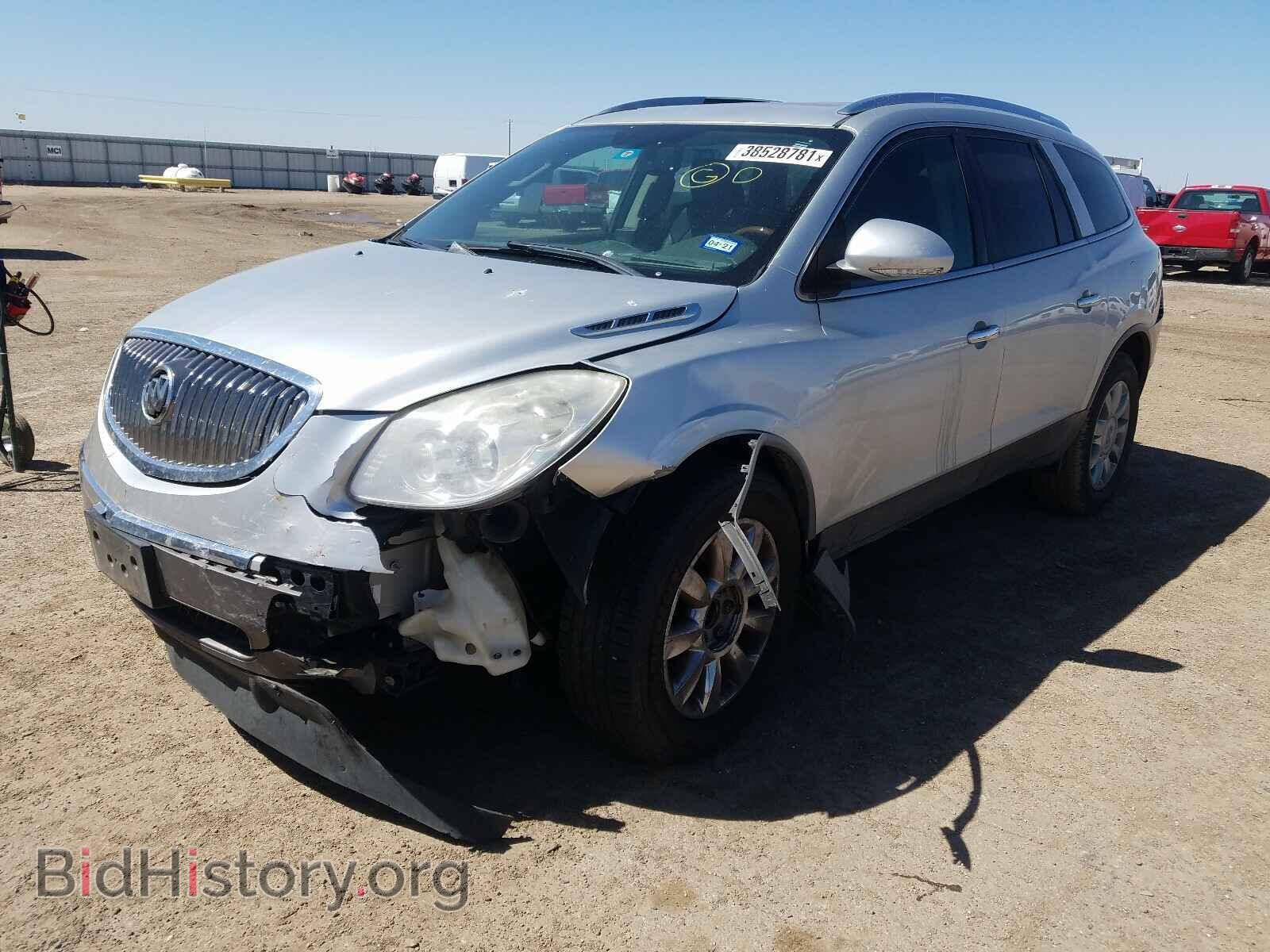 2012 BUICK ENCLAVE - VIN: 5GAKRCED8CJ100858 - Фото 2