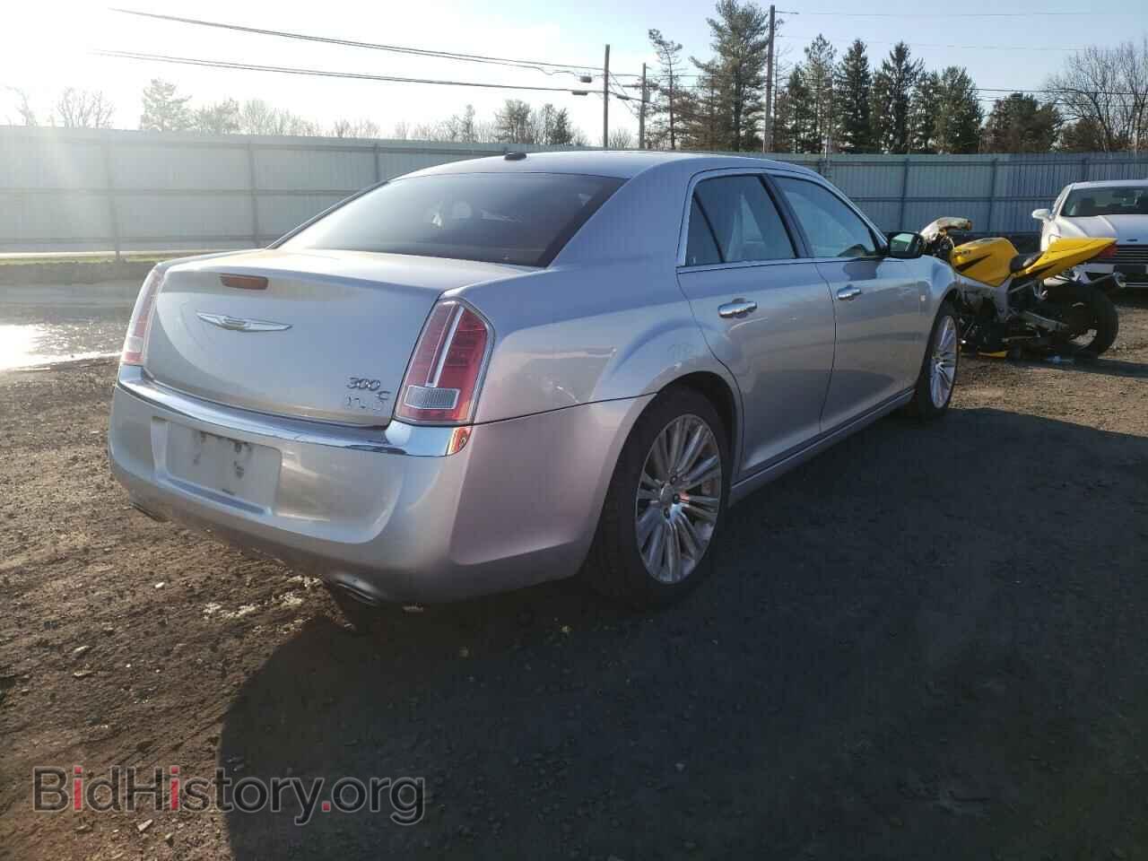 2011 CHRYSLER 300 - VIN: 2C3CA6CT8BH614462 - Фото 4