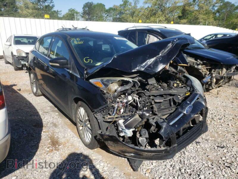 2012 Ford FOCUS Focus SEL (VIN 1FAHP3M26CL270810) — фото 1 из 10, Copart, повреждение: передняя часть