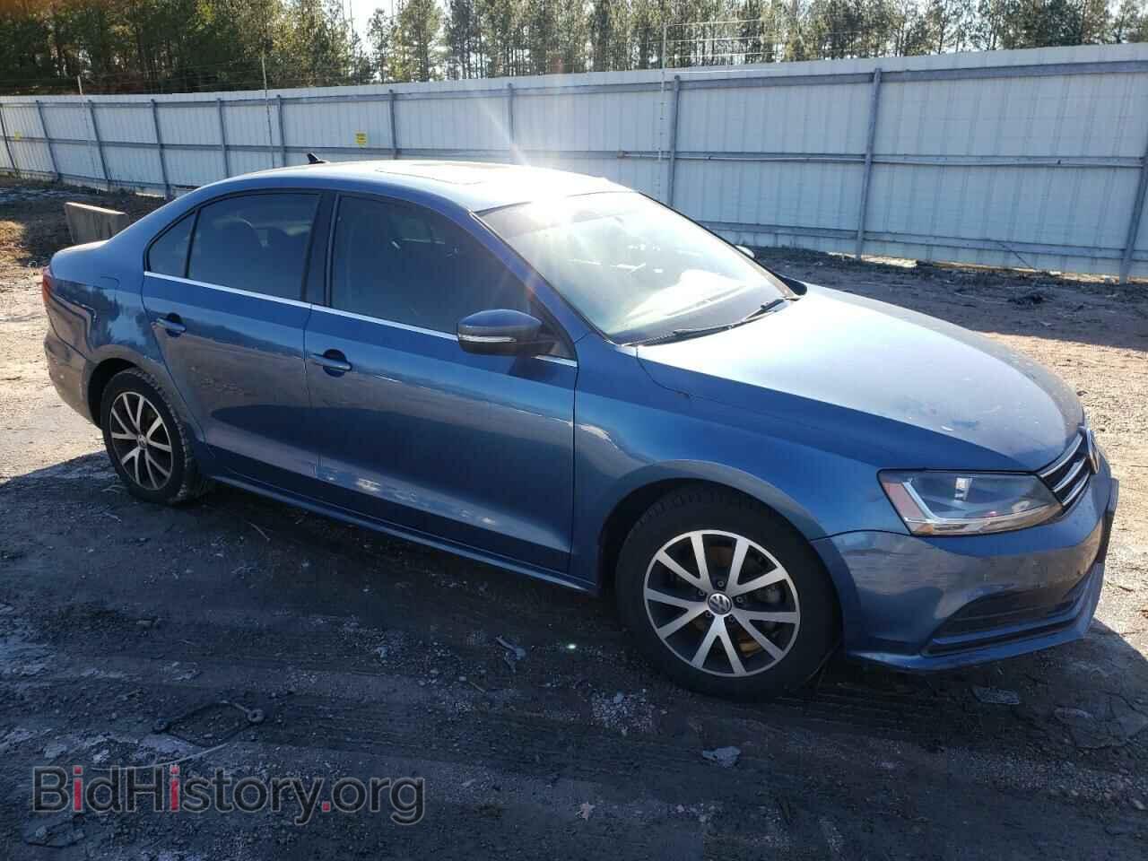 2017 VOLKSWAGEN JETTA - VIN: 3VWDB7AJ4HM307592 - Photo 4
