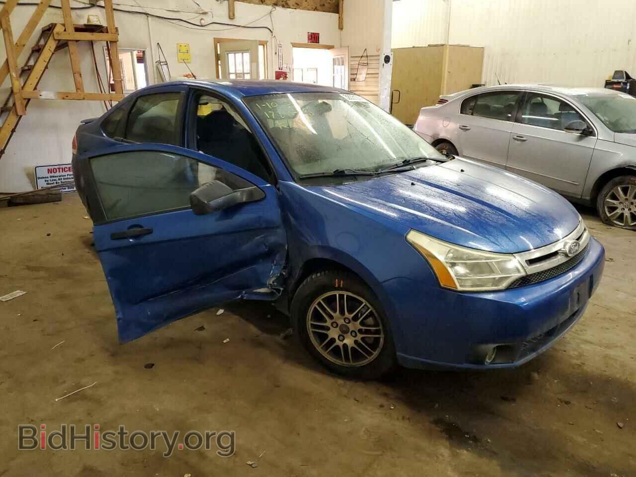 2011 FORD FOCUS - VIN: 1FAHP3FN8BW103000 - Photo 4