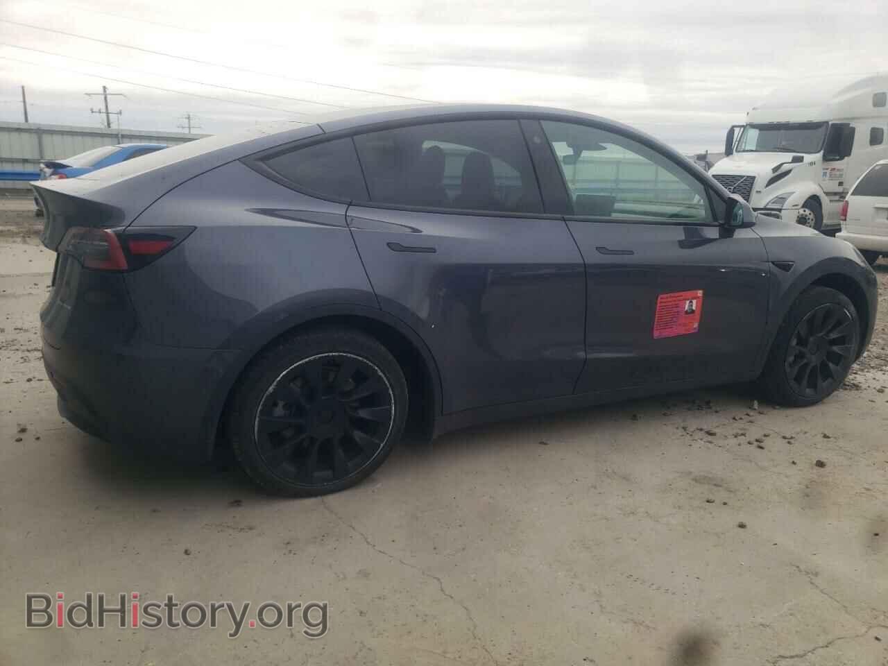 2022 TESLA MODEL Y - VIN: 7SAYGDEE3NF426366 - Фото 3