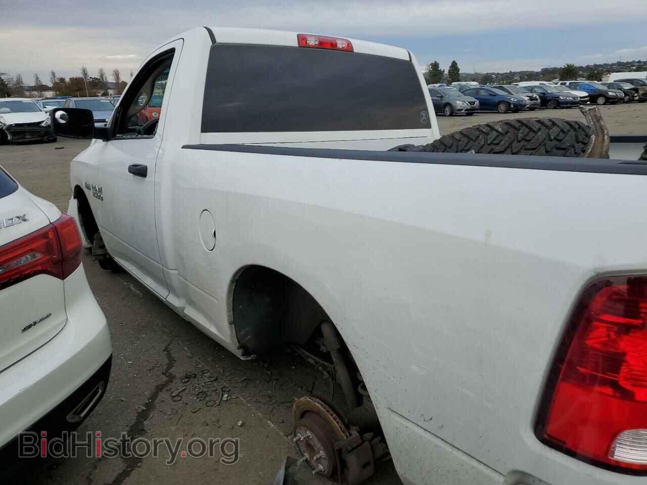 2014 RAM 1500 - VIN: 3C6JR7AT2EG325335 - Фото 2