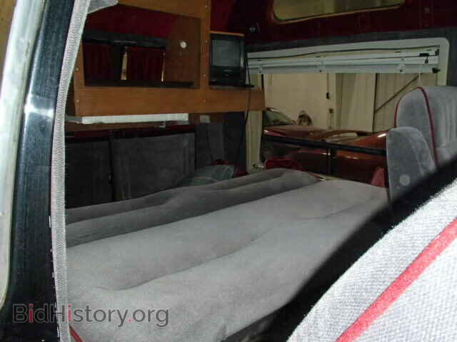 1985 DODGE RAM VAN - VIN: 2B7HB23T6FK254804 - Фото 9