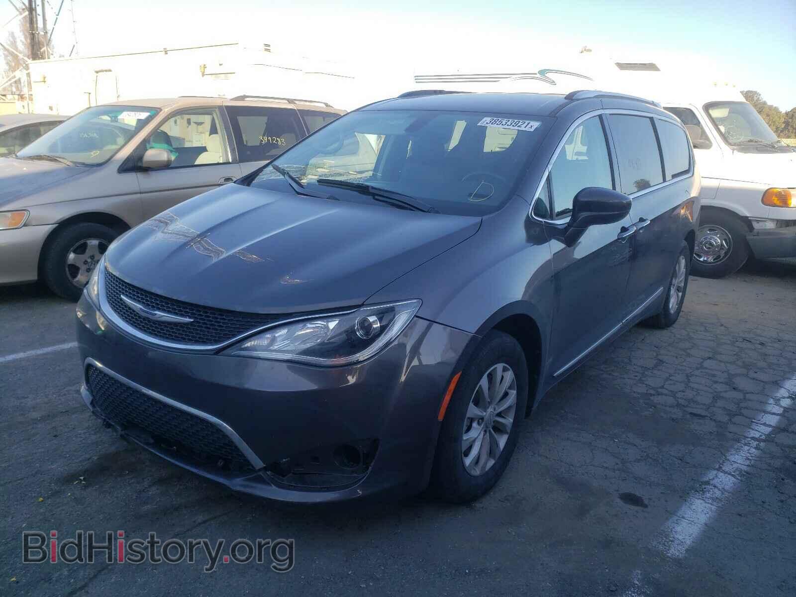 2019 CHRYSLER PACIFICA - VIN: 2C4RC1BG3KR625564 - Photo 2
